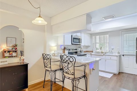 Immobilier commercial à vendre à New Port Richey, Floride: 4 chambres, 173.17 m2 № 1904917 - photo 7
