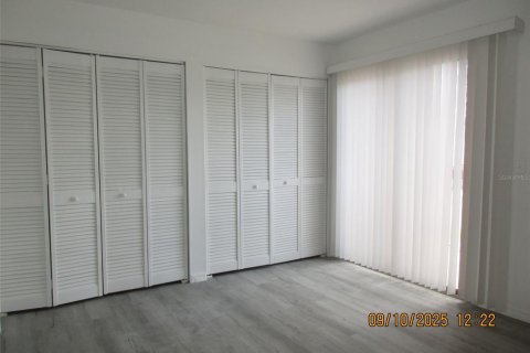 Adosado en alquiler en Kissimmee, Florida, 2 dormitorios, 101.08 m2 № 1901633 - foto 18
