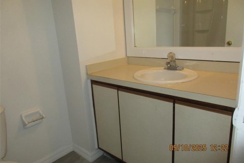 Adosado en alquiler en Kissimmee, Florida, 2 dormitorios, 101.08 m2 № 1901633 - foto 19