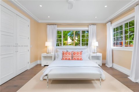 Villa ou maison à vendre à Miami Beach, Floride: 3 chambres, 256.5 m2 № 1691788 - photo 30