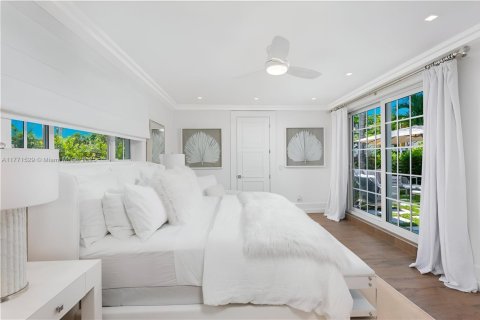 Villa ou maison à vendre à Miami Beach, Floride: 3 chambres, 256.5 m2 № 1691788 - photo 24