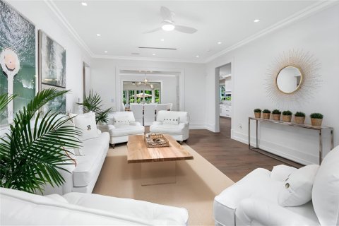Villa ou maison à vendre à Miami Beach, Floride: 3 chambres, 256.5 m2 № 1691788 - photo 4