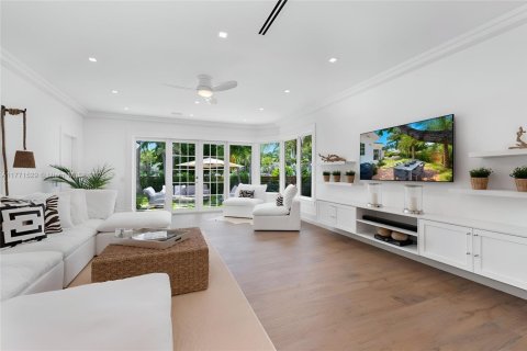 Villa ou maison à vendre à Miami Beach, Floride: 3 chambres, 256.5 m2 № 1691788 - photo 8