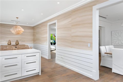 Villa ou maison à vendre à Miami Beach, Floride: 3 chambres, 256.5 m2 № 1691788 - photo 13