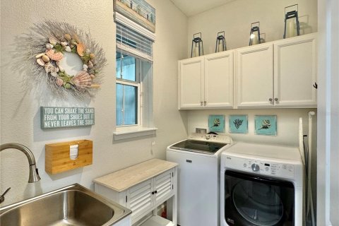 Villa ou maison à louer à Orlando, Floride: 4 chambres, 235.14 m2 № 2095995 - photo 26