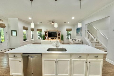Villa ou maison à louer à Orlando, Floride: 4 chambres, 235.14 m2 № 2095995 - photo 16