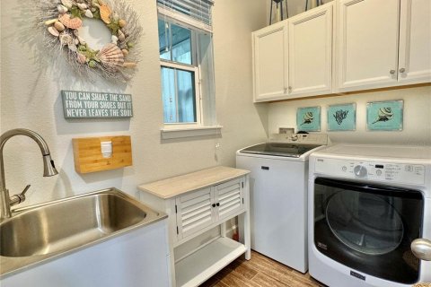 Villa ou maison à louer à Orlando, Floride: 4 chambres, 235.14 m2 № 2095995 - photo 27