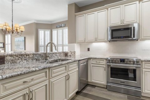 Condo in Palm Coast, Florida, 3 bedrooms  № 1675014 - photo 14