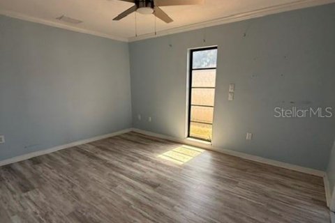 House in Venice, Florida 3 bedrooms, 149.67 sq.m. № 2220732 - photo 4