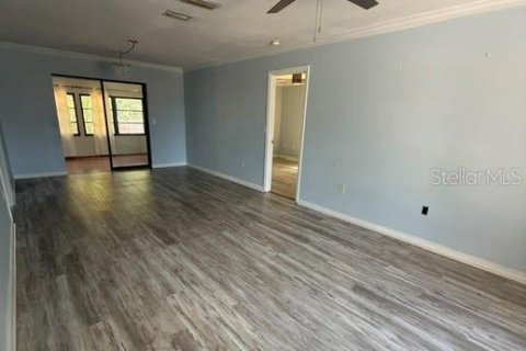 House in Venice, Florida 3 bedrooms, 149.67 sq.m. № 2220732 - photo 3