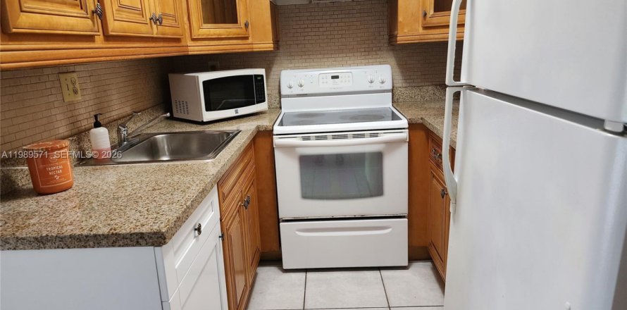 Condo à Miami, Floride, 1 chambre № 2051611