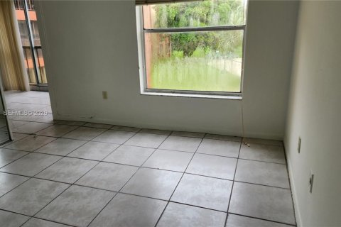 Copropriété à louer à Miami, Floride: 1 chambre, 43.2 m2 № 2051611 - photo 5