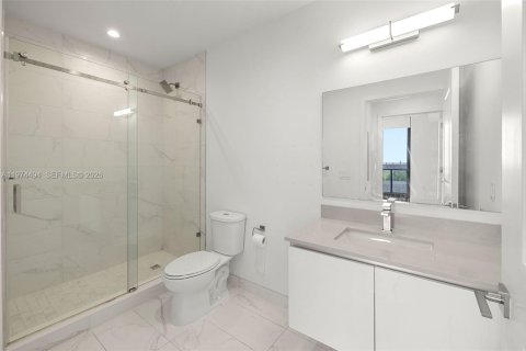 Apartment in Hallandale Beach, Florida 1 bedroom, 79.8 sq.m. № 2042931 - photo 20