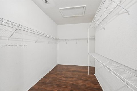 Adosado en alquiler en Homestead, Florida, 3 dormitorios, 176.98 m2 № 1947009 - foto 29