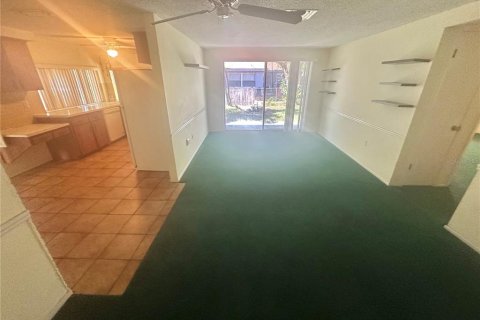 House in New Port Richey, Florida 2 bedrooms, 141.12 sq.m. № 1918567 - photo 8