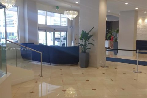 Condominio en venta en Miami Beach, Florida, 49.24 m2 № 1874305 - foto 4