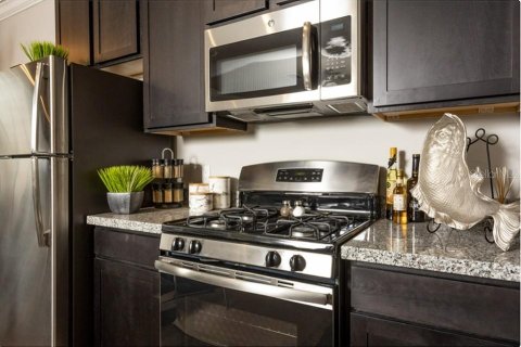 Apartamento en alquiler en Davenport, Florida, 3 dormitorios, 145.86 m2 № 1555507 - foto 16