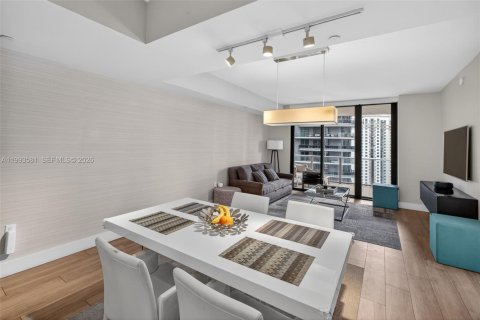 Condo in Miami, Florida, 2 bedrooms  № 2062783