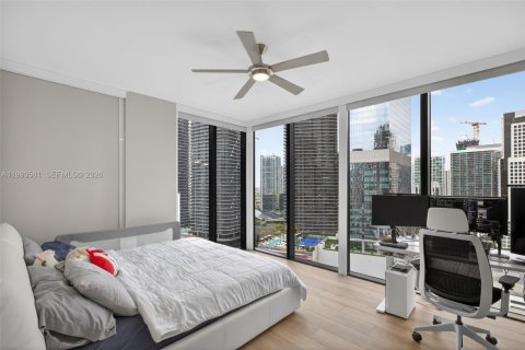 Condo in Miami, Florida, 2 bedrooms  № 2062783 - photo 11