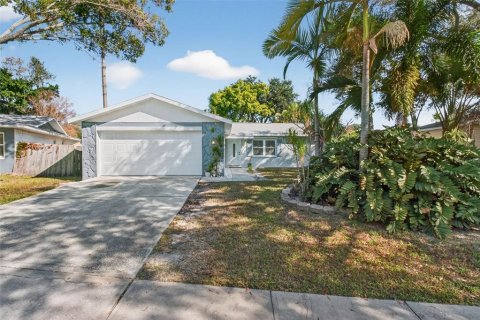 Villa ou maison à Largo, Floride 3 chambres, 107.02 m2 № 2093242