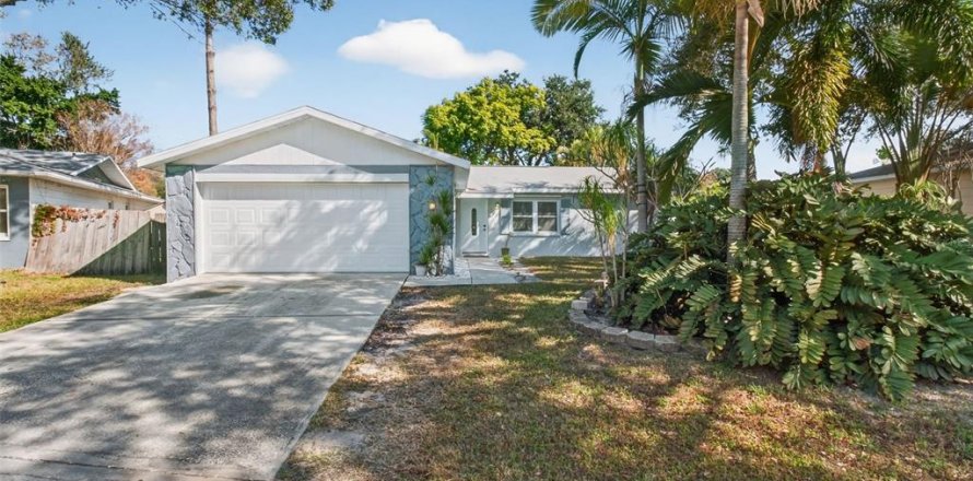 Villa ou maison à Largo, Floride 3 chambres, 107.02 m2 № 2093242