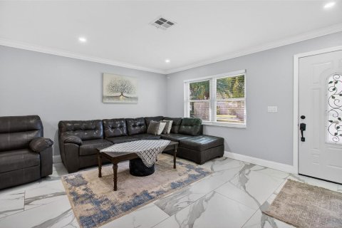 Villa ou maison à vendre à Largo, Floride: 3 chambres, 107.02 m2 № 2093242 - photo 7