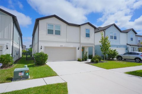 Villa ou maison à vendre à Apollo Beach, Floride: 4 chambres, 214.88 m2 № 2420581 - photo 4