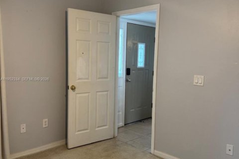 Casa en alquiler en Port St. Lucie, Florida, 2 dormitorios, 101.17 m2 № 2008901 - foto 7