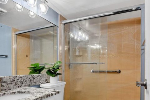 Купить кондоминиум в Дирфилд-Бич, Флорида 4 комнаты, 76.18м2, № 2187199 - фото 14