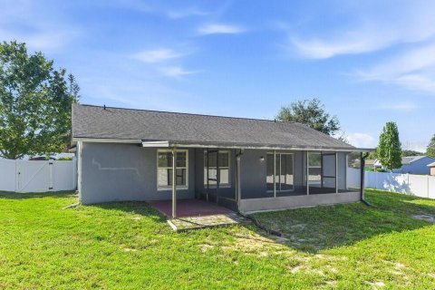 House in Clermont, Florida 3 bedrooms, 123.93 sq.m. № 2396161 - photo 16