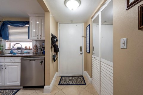 Condominio en venta en Davie, Florida, 2 dormitorios, 88.26 m2 № 2075414 - foto 24