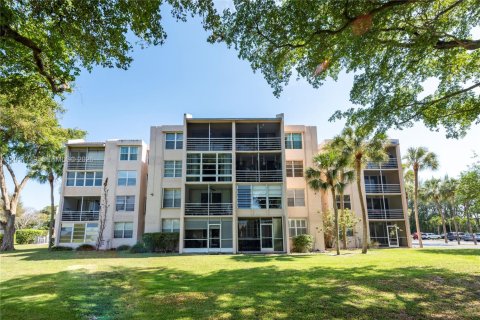 Condominio en venta en Davie, Florida, 2 dormitorios, 88.26 m2 № 2075414 - foto 15