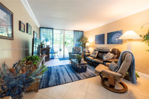 Condominio en venta en Davie, Florida, 2 dormitorios, 88.26 m2 № 2075414 - foto 12