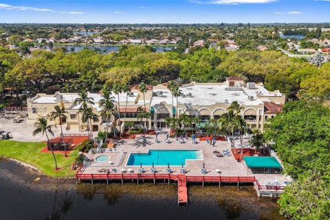 Condominio en venta en Davie, Florida, 2 dormitorios, 88.26 m2 № 2075414 - foto 27