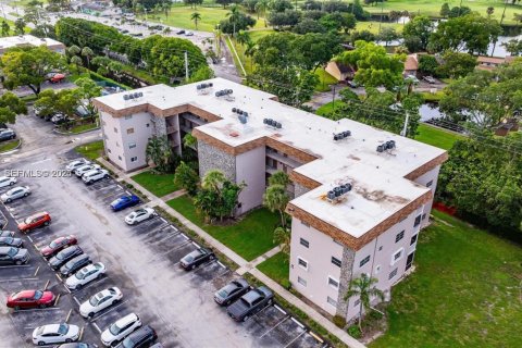 Condominio en venta en Davie, Florida, 1 dormitorio, 68.84 m2 № 2076878 - foto 27