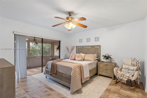 Condominio en venta en Davie, Florida, 1 dormitorio, 68.84 m2 № 2076878 - foto 14