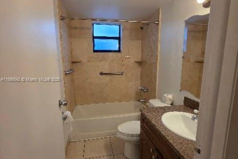 Appartement à louer à Miami, Floride: 2 chambres, 80.55 m2 № 1947680 - photo 9