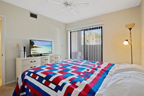 Condo in Lake Wales, Florida, 2 bedrooms  № 1723942 - photo 20