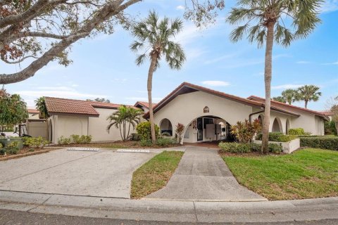 Condo in Lake Wales, Florida, 2 bedrooms  № 1723942 - photo 5