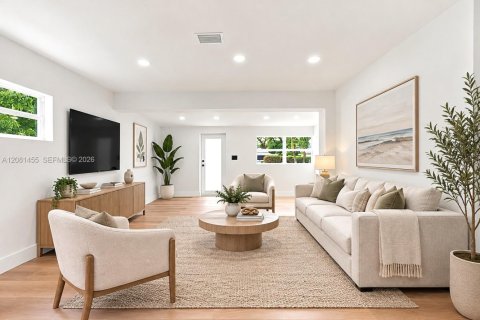 Villa ou maison à vendre à Miami, Floride: 4 chambres, 152.45 m2 № 2341249 - photo 3