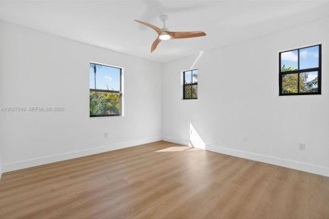 Villa ou maison à vendre à Homestead, Floride: 5 chambres, 310.29 m2 № 2146476 - photo 27