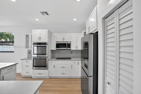 Villa ou maison à vendre à Homestead, Floride: 5 chambres, 310.29 m2 № 2146476 - photo 14