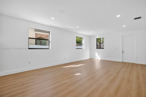 Villa ou maison à vendre à Homestead, Floride: 5 chambres, 310.29 m2 № 2146476 - photo 6