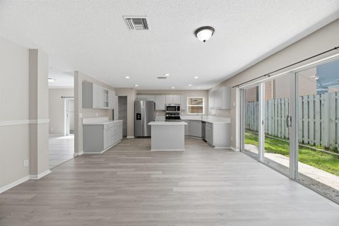 Casa en venta en Coconut Creek, Florida, 4 dormitorios, 196.49 m2 № 2242645 - foto 10
