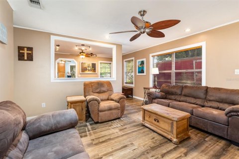 Casa en venta en Orlando, Florida, 3 dormitorios, 116.22 m2 № 1815419 - foto 5