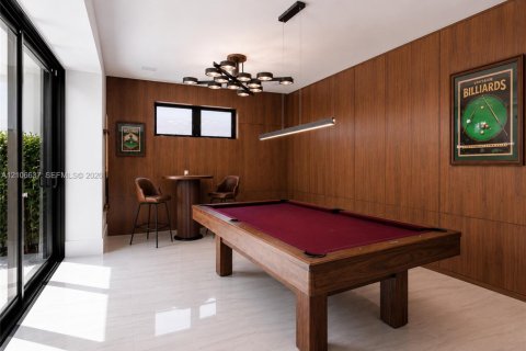Casa en venta en Fort Lauderdale, Florida, 4 dormitorios, 368.26 m2 № 2420676 - foto 3