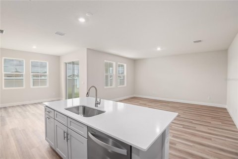 House in Riverview, Florida 4 bedrooms, 184.41 sq.m. № 1873807 - photo 7