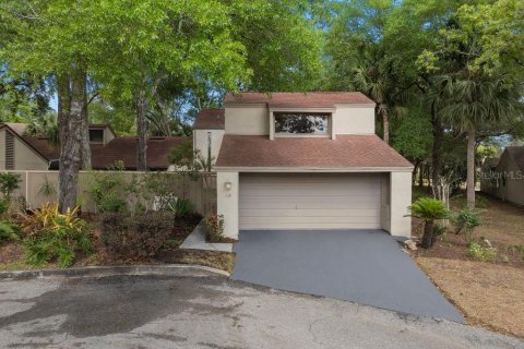 Townhouse in Longwood, Florida 4 bedrooms, 238.11 sq.m. № 1886211 - photo 2