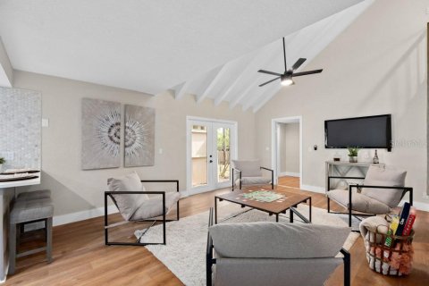 Townhouse in Longwood, Florida 4 bedrooms, 238.11 sq.m. № 1886211 - photo 15