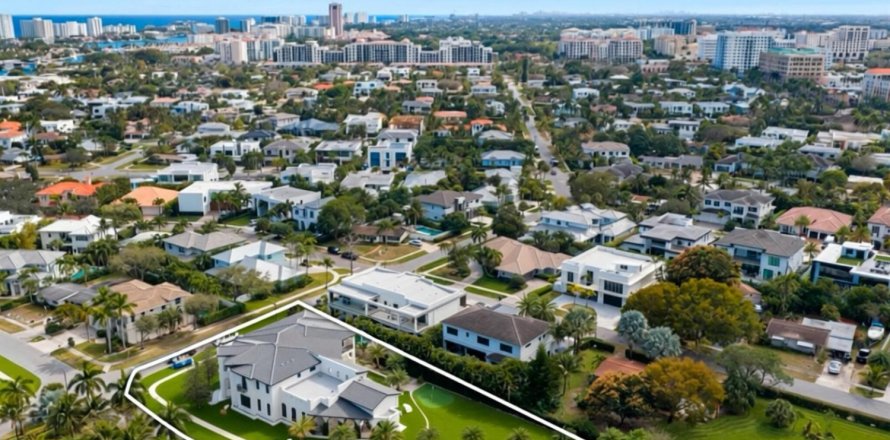 House in Boca Raton, Florida 7 bedrooms, 768.86 sq.m. № 2088404